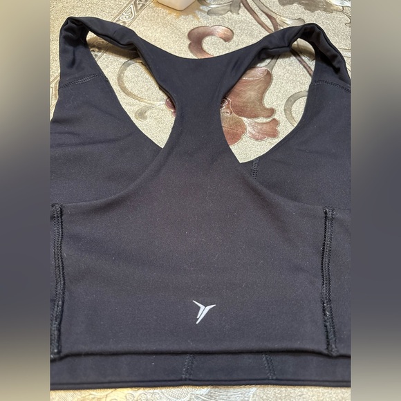 🖤🖤Old Navy active Women's Black Sports Bra size M 🖤🖤drawer(4) - Picture 4 of 5